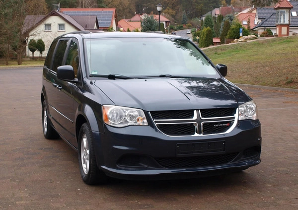 Chrysler Town &amp; Country cena 43900 przebieg: 195000, rok produkcji 2015 z Góra małe 781